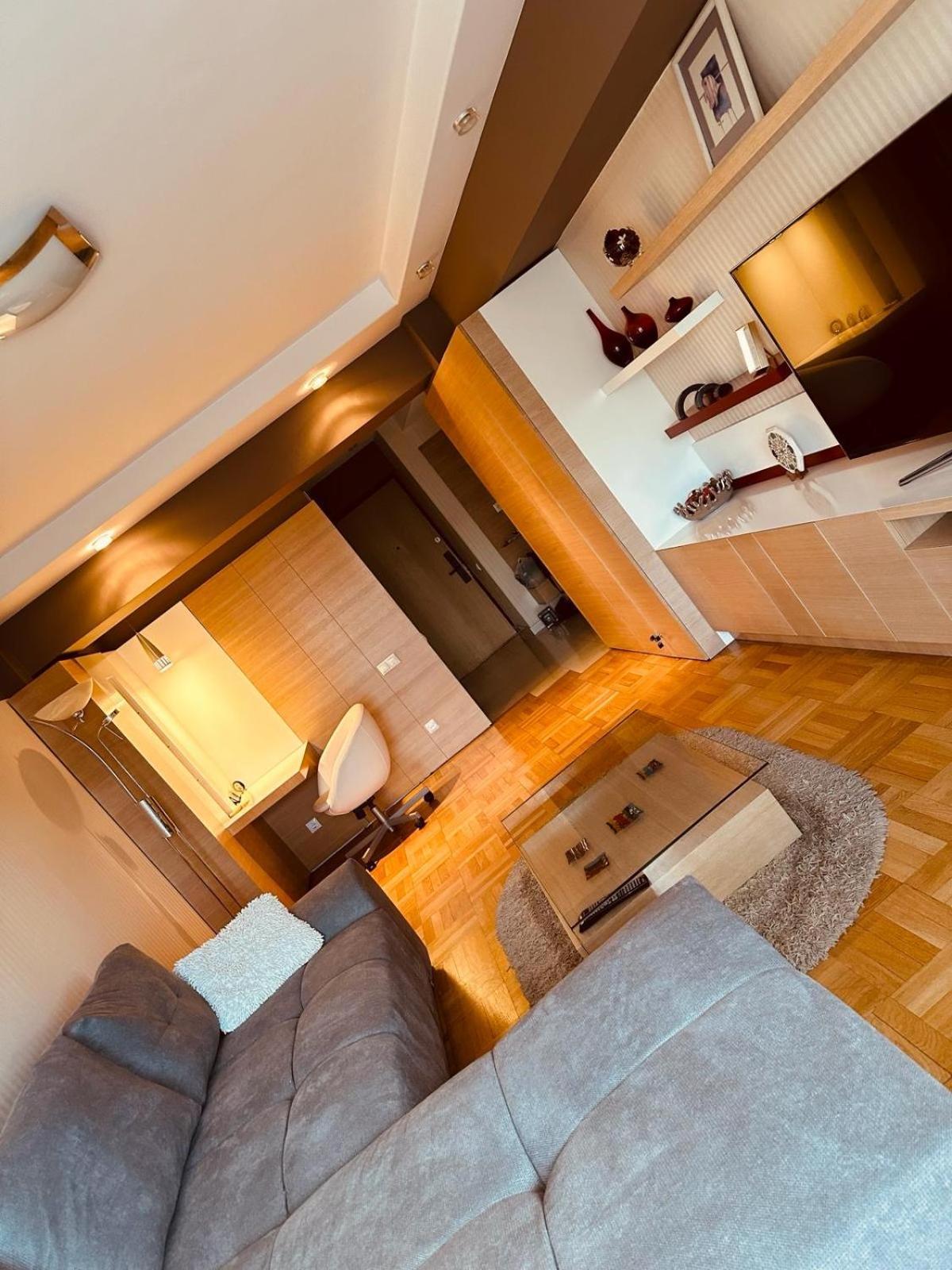 Top Home Residence Unirii Center Бухарест Экстерьер фото